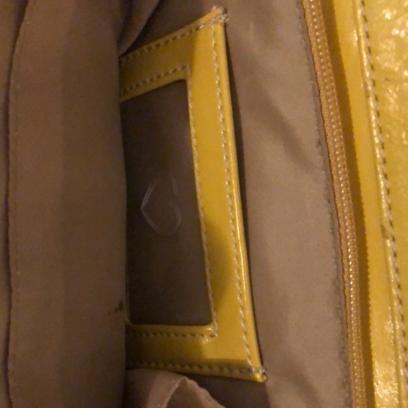 YELLOW LEATHER CROSSBODY PURSE - Picture 6 of 11